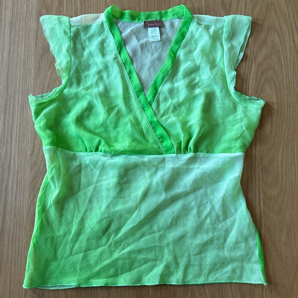2000s Janette Plus green tie back top
